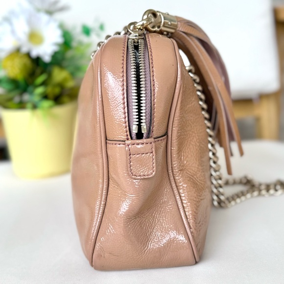 Gucci SoHo Small Tan Patent Leather Top Zip Chain Strap Tassel Shoulder Bag - Picture 6 of 17